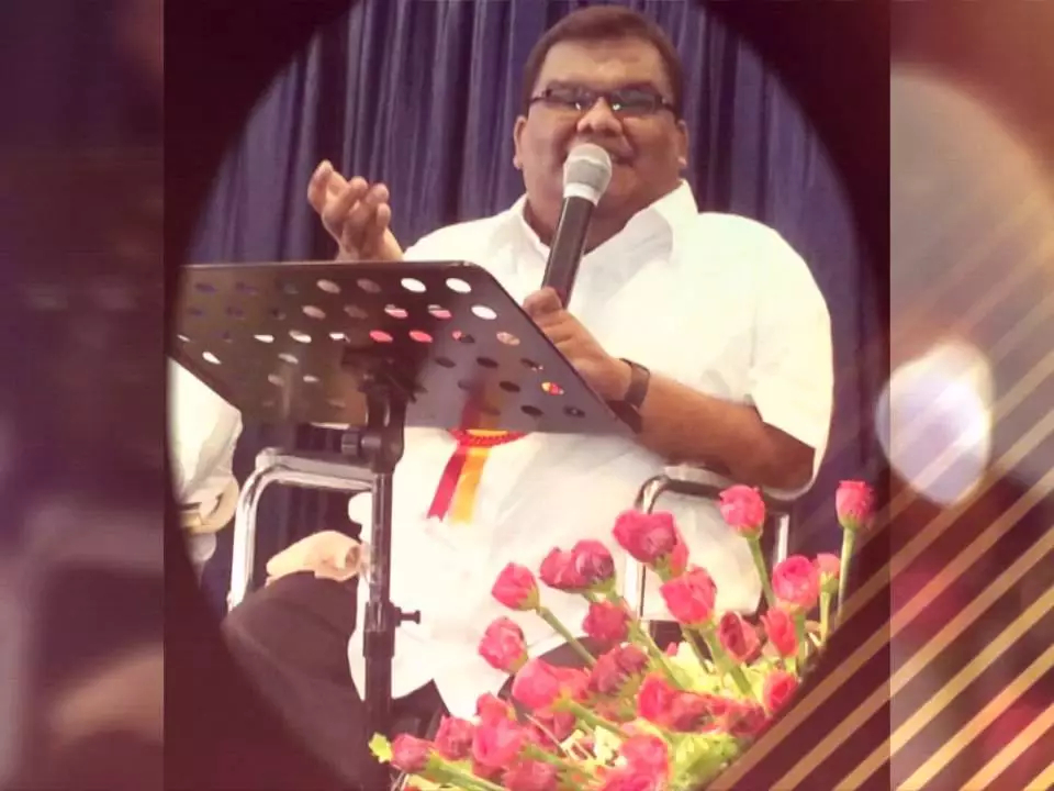 Yesuvaiye Nambi Vazhuven - இயேசுவையே நம்பி வாழுவேன் 4 Yesuvaiye Nambi Vazhuven,Senaigalin Aandavare Um,